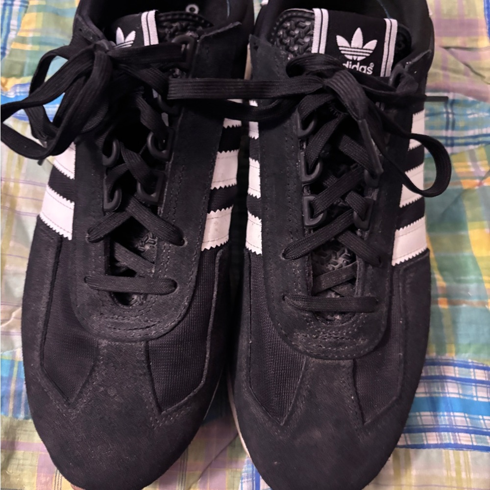 Adidas Men's Black and White Classic Sneakers Retropy E5 size 12. Like new!! - Picture 5 of 9